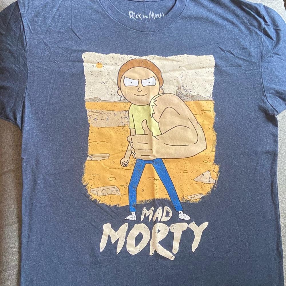 Rick and Morty tee; unisex size medium